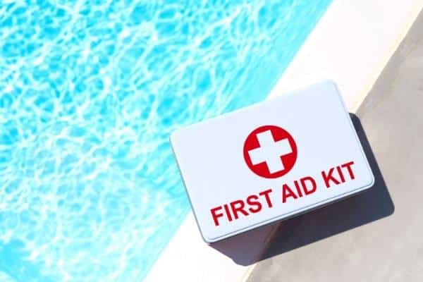 Read more about the article Medical Equipment You Should See at Every Pool This Summer